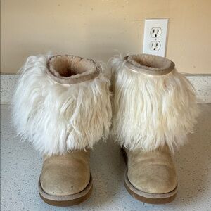 UGG Mongolian